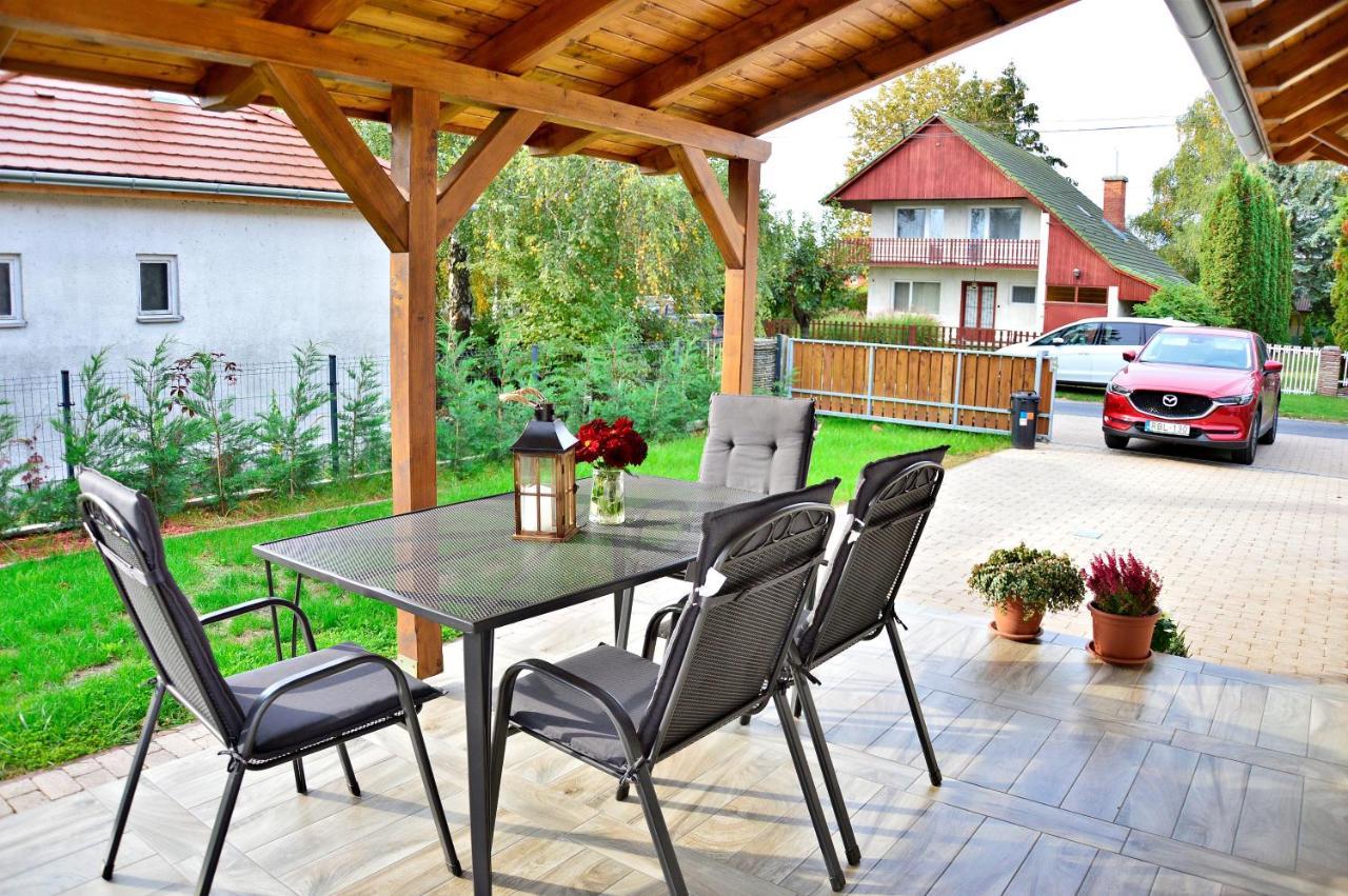 R Cottage Jacuzzival Balatonfenyves Exterior foto